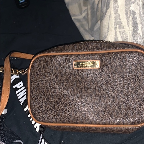 Michael Kors crossbody purse